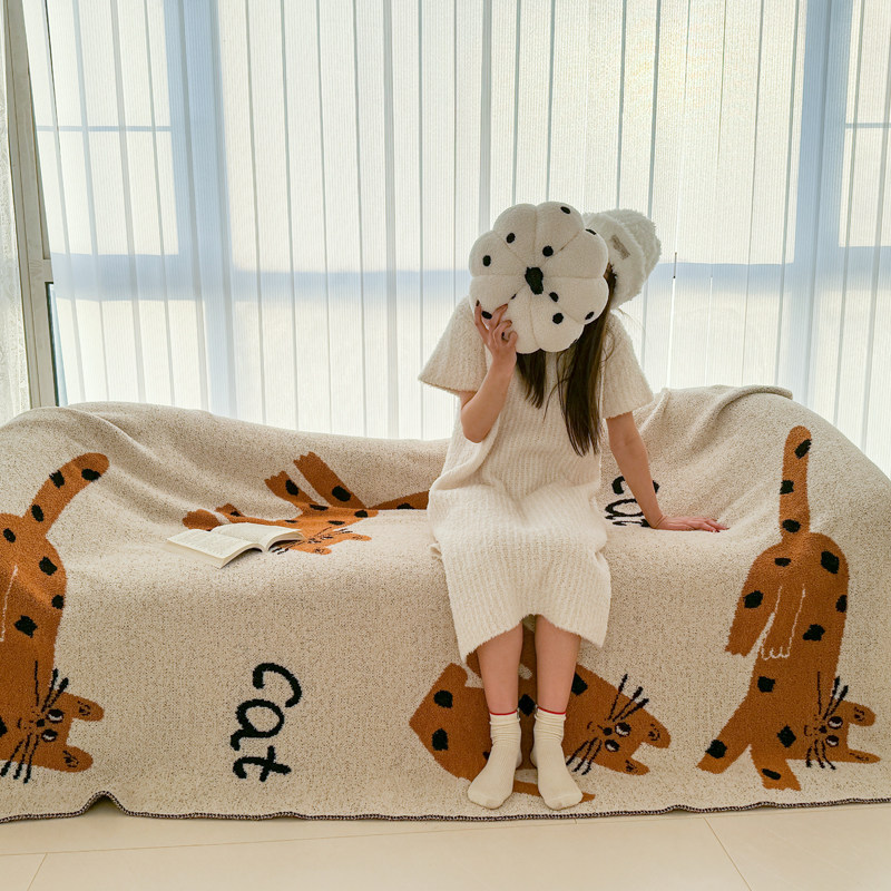 Odor Control Bath Towel - Image 3