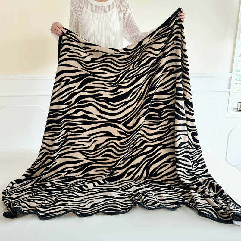 Thickened_Pet_Bath_Sheet - Image 5